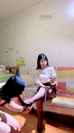 【狠心小妈】散鞭狠抽-黑丝玩虐【上】JS260517-45封面图