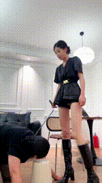 【西彤】长靴车模女神虐贱奴bf64089