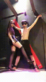 【黑甜女蒂S】十字架禁锢贱狗把他的乳头变成我的玩具【90分钟】【标清】_1