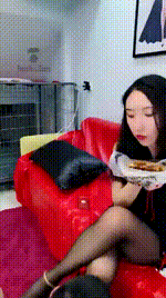 【羽殿下】81玩狗下，圣水耳光脚喂食脚耳光舔脚【36分钟】【标清】